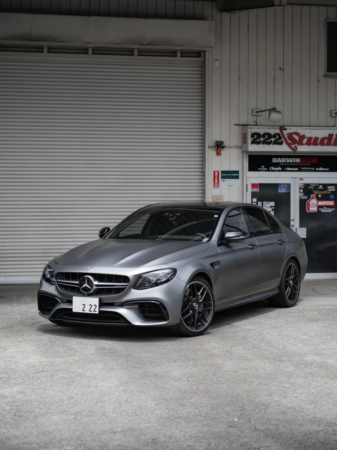 メルセデスベンツ　E63S　EDITION ONE