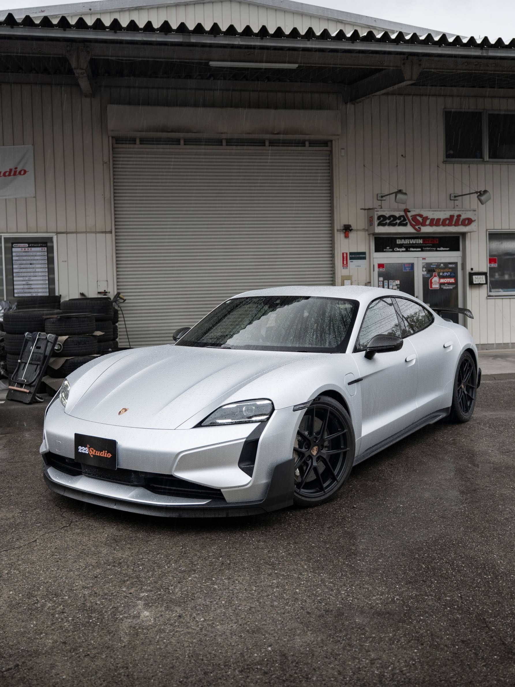 ポルシェ Taycan turbo GT