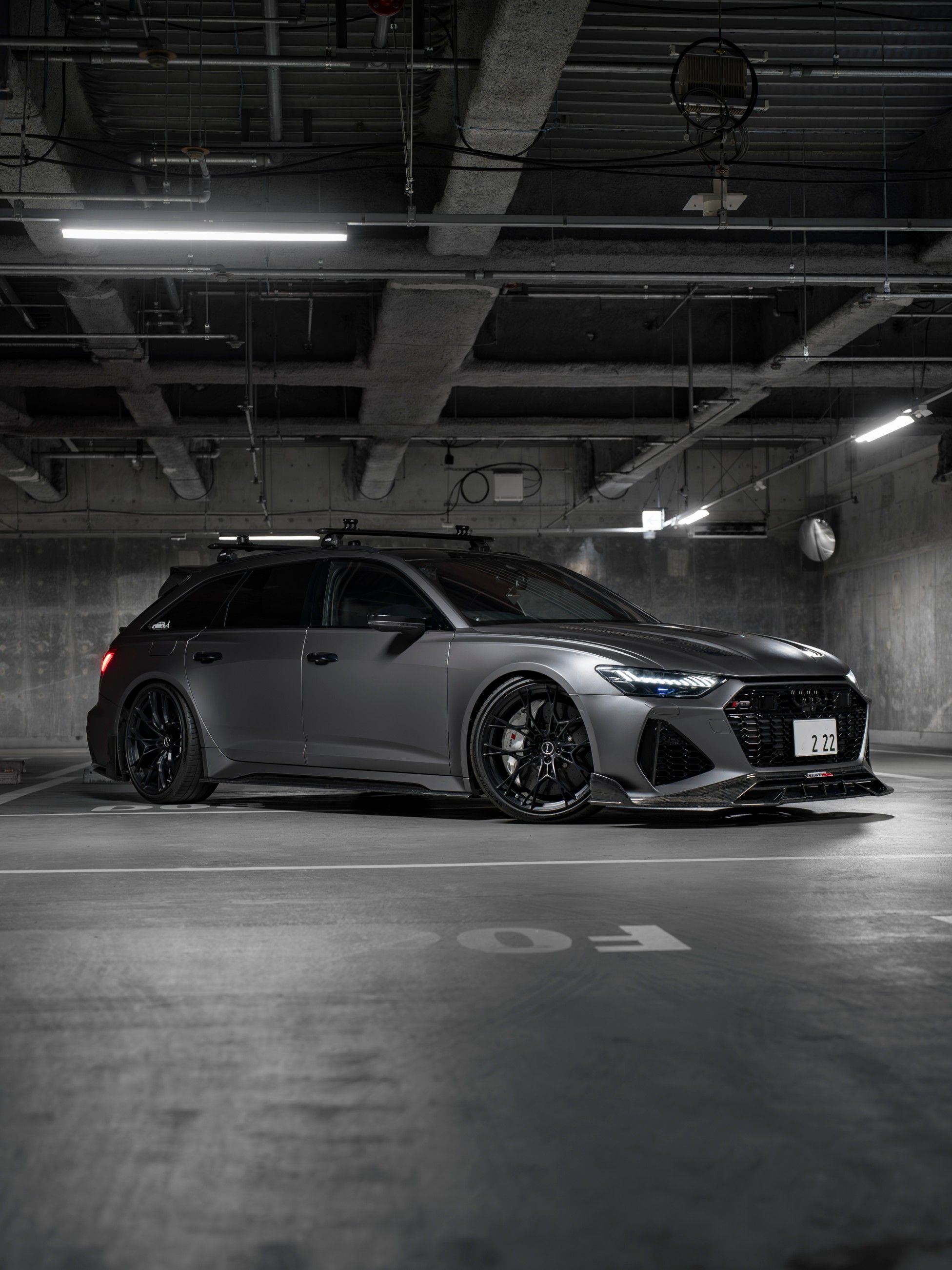 アウディ  RS6