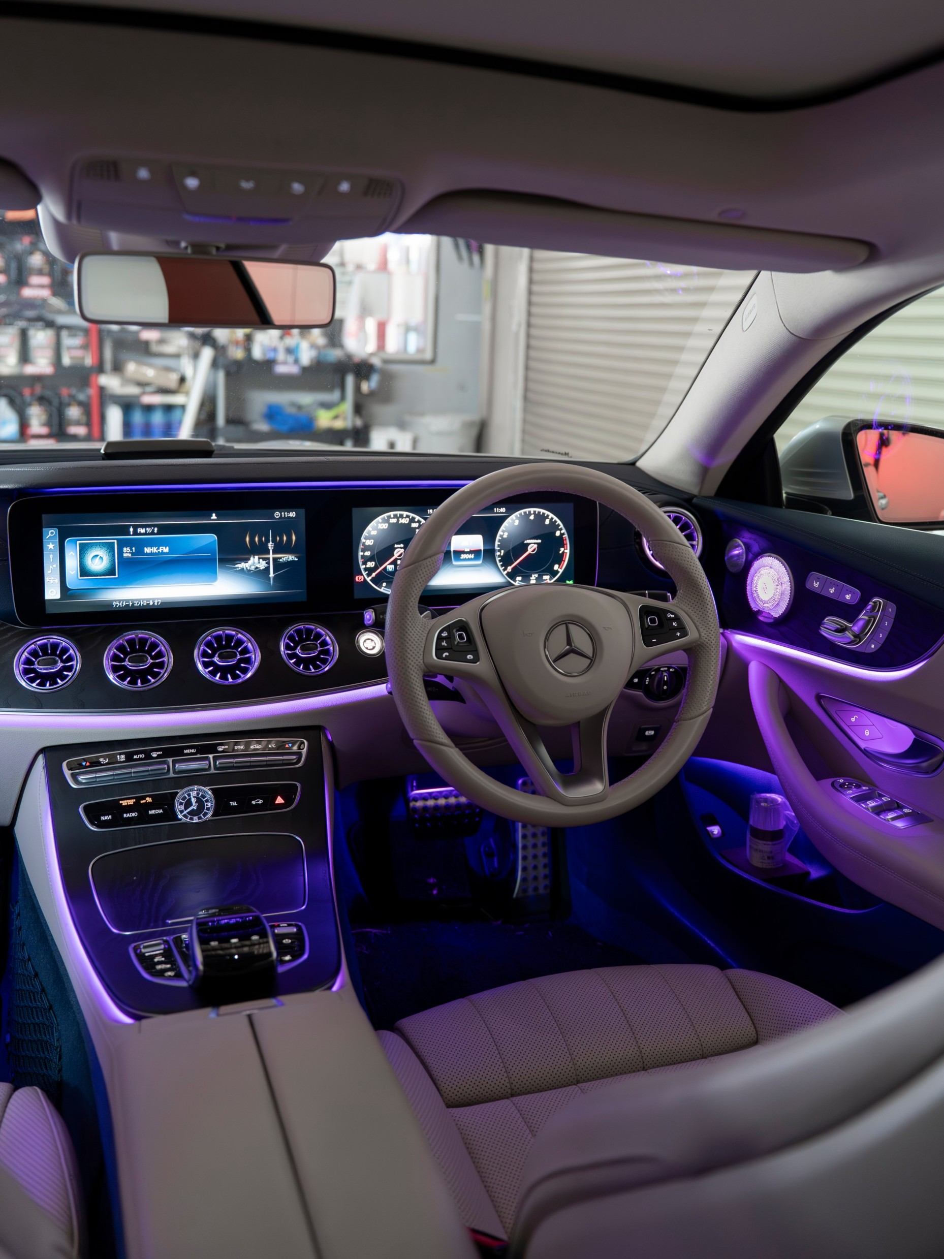 メルセデスベンツ　E300 coupe